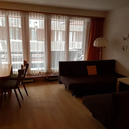 Greppon 111 By Interhome شقة *